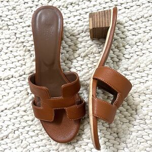 HERMES INSPIRED Camel Brown Sandals Womens Size 37 (7) Wide Block Heel EUC